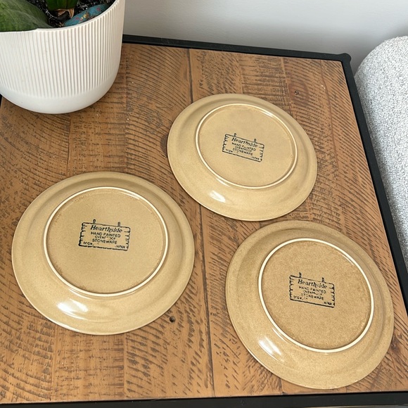 3 Vintage Hearthside Hand Painted Stoneware Side Plates - Painted in Japan - Picture 6 of 6